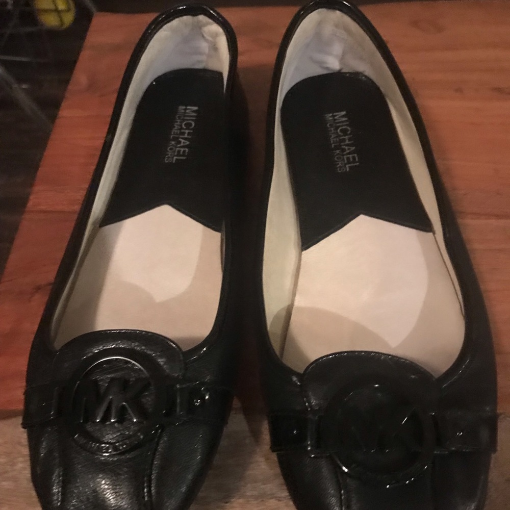 Brand new Michael Kors Flats